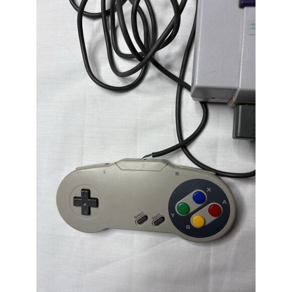 Super Nintendo Entertainment System SNES Video Game Console SNS-001 NOT TESTED - Picture 3 of 10